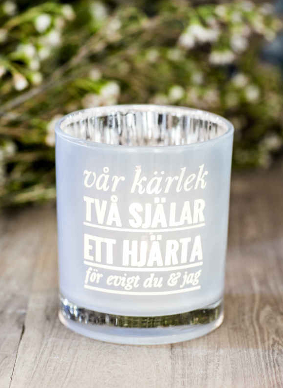 Ljuslykta Vår Kärlek från Majas lyktor säljs till förmån för Barncancerfonden